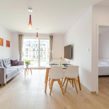 Waterline Apartamenty Kolobrzeg Bagian luar foto