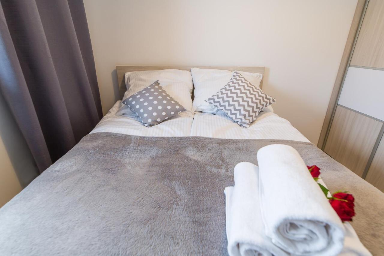Waterline Apartamenty Kolobrzeg Bagian luar foto